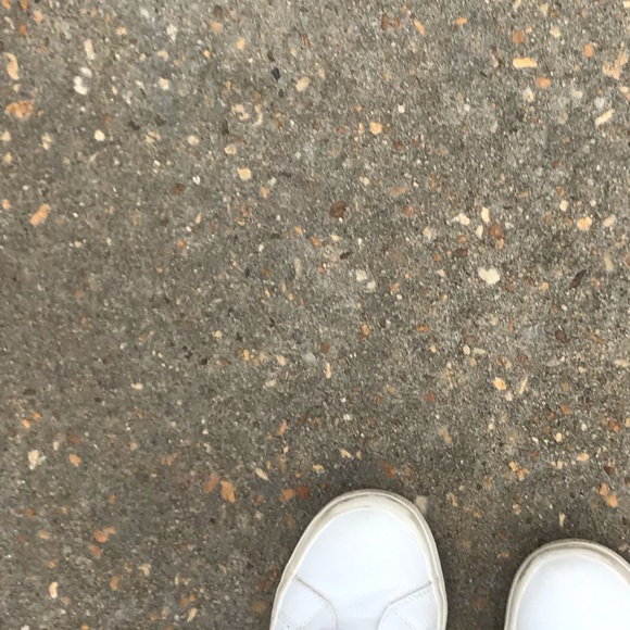 Meet your Posher, Rachel - Picture 1 of 1